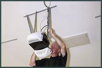 Two Guys Garage Door Service Woodcliff Lake, NJ 201-526-2466 - serv-cont-open-gr-43m